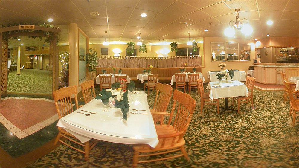 Super 8 By Wyndham Augusta Motel Exterior photo